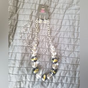Paparazzi jewelry set